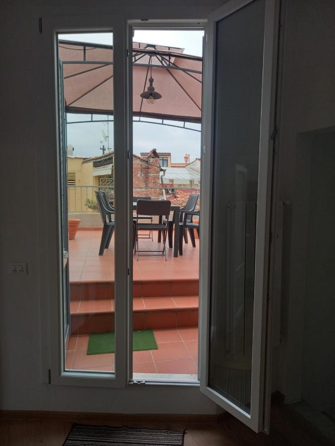 Attico Rucellai Con Terrazza Super Vista Lägenhet Florens Exteriör bild