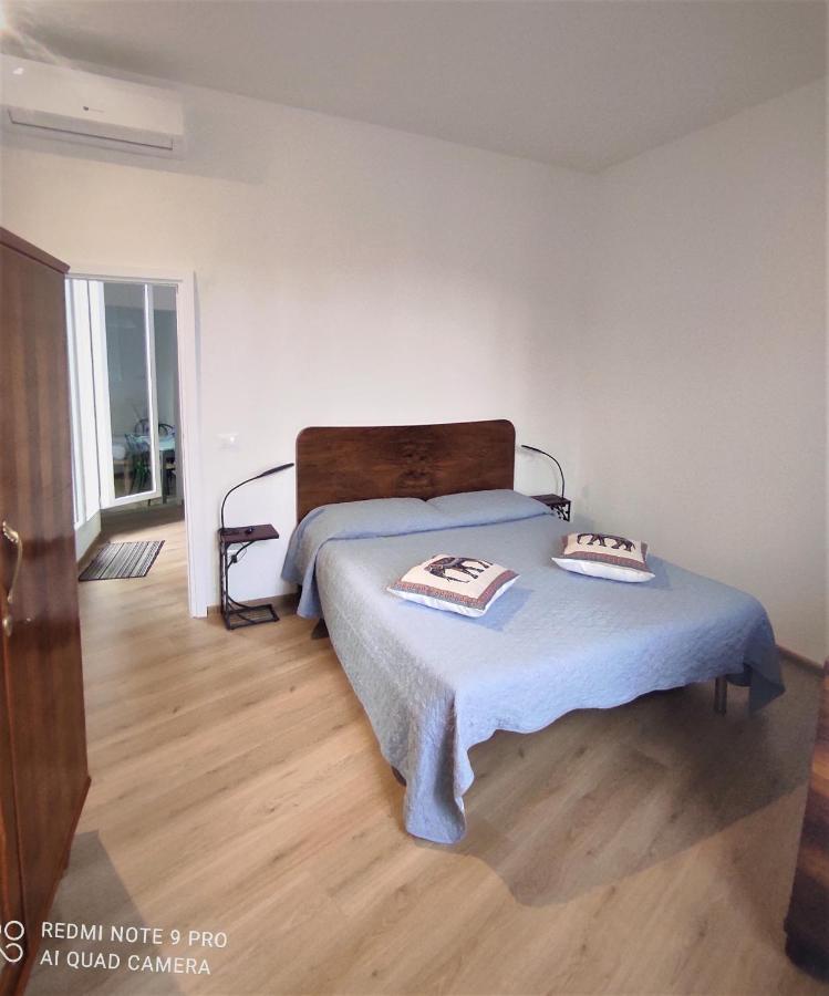 Attico Rucellai Con Terrazza Super Vista Lägenhet Florens Exteriör bild